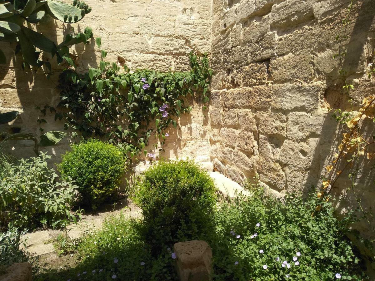 Il Giardino Di Benedetta Bed & Breakfast Lecce Exterior photo